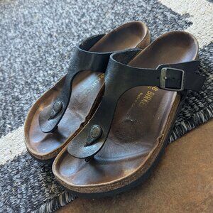 Birkenstocks 38 gizeh sandals pre loved